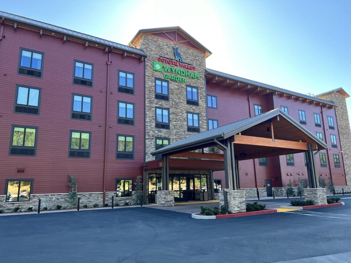 Wyndham Garden Redwood Valley - Ukiah Exterior photo